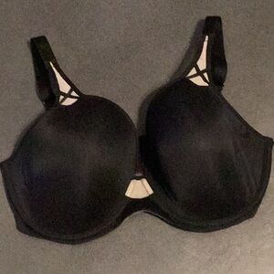 NWOT Paramour Size 40DD Bra
